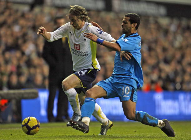 岁的球员或 岁的球员或